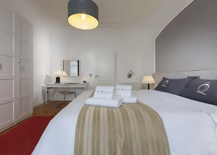 The Queen Luxury - Liberty *