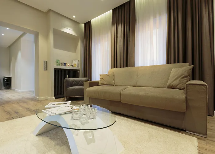 The Queen Luxury - Liberty *