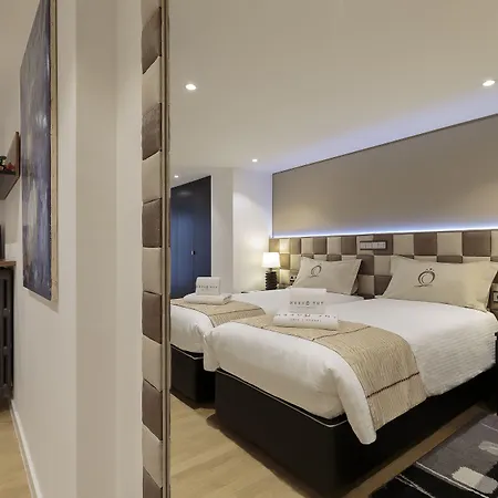 The Queen Luxury - Liberty * Luxemburg