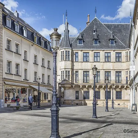 The Queen Luxury - Liberty *