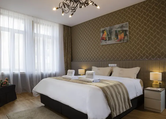 The Queen Luxury - Liberty Apartment *