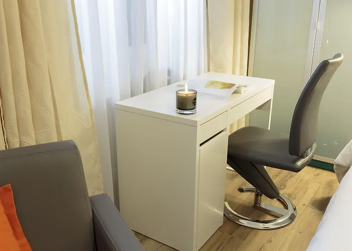 The Queen Luxury - Liberty Apartment