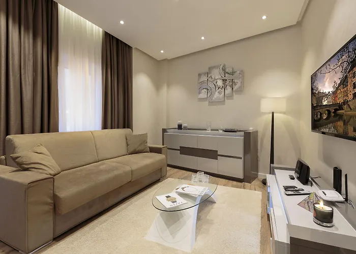 The Queen Luxury - Liberty Apartment