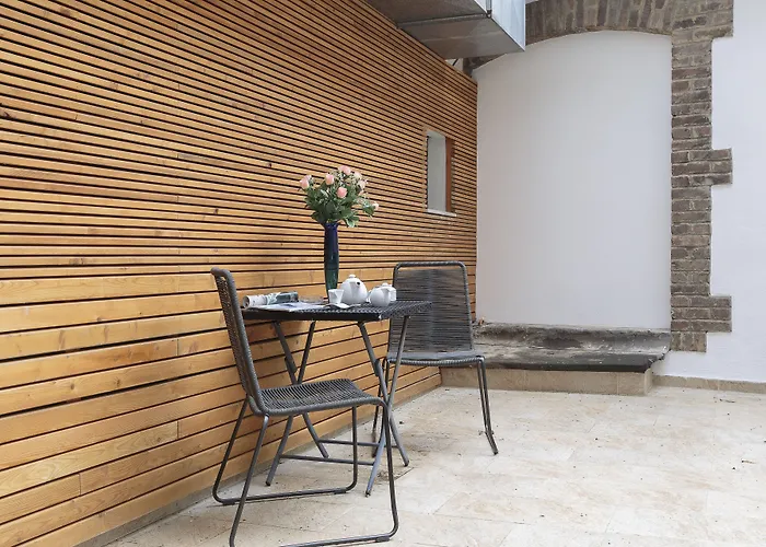 The Queen Luxury - Liberty Apartment *