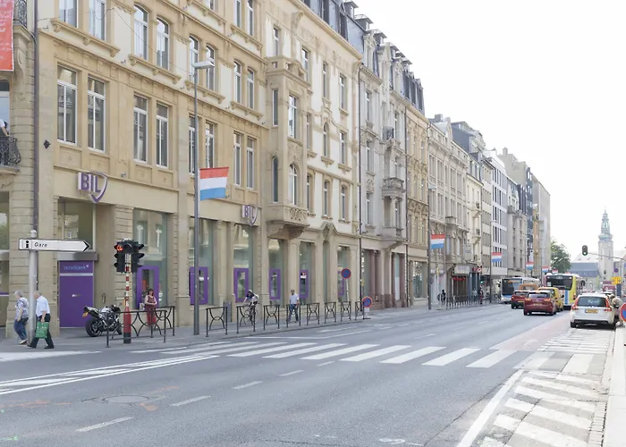 The Queen Luxury - Liberty *