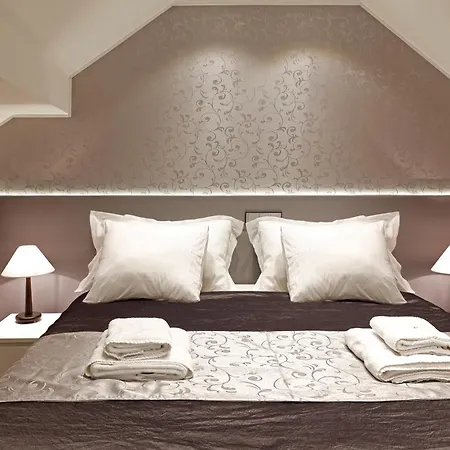 The Queen Luxury - Liberty Apartamento