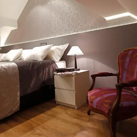 The Queen Luxury - Liberty * Luxemburgo