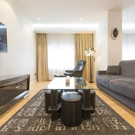 The Queen Luxury - Liberty * Luxemburgo