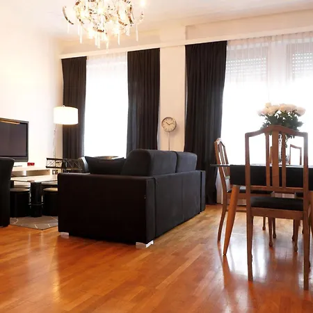 The Queen Luxury - Liberty Apartamento Luxemburgo