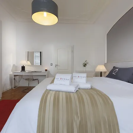 ザ クイーン ラグジュアリー リバティ *