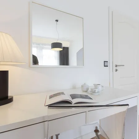 ザ クイーン ラグジュアリー リバティ