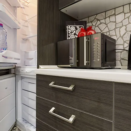 ザ クイーン ラグジュアリー リバティ *