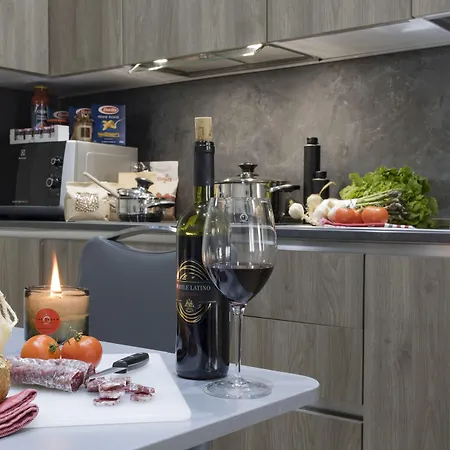 ザ クイーン ラグジュアリー リバティ *