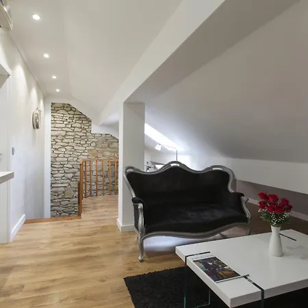 ザ クイーン ラグジュアリー リバティ