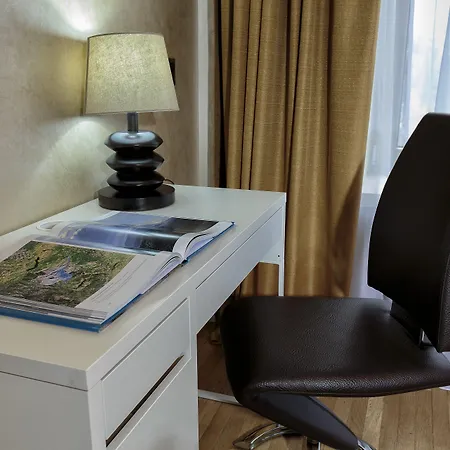 ザ クイーン ラグジュアリー リバティ