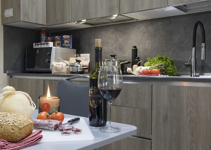 女王豪华公寓 - 自由别墅 *